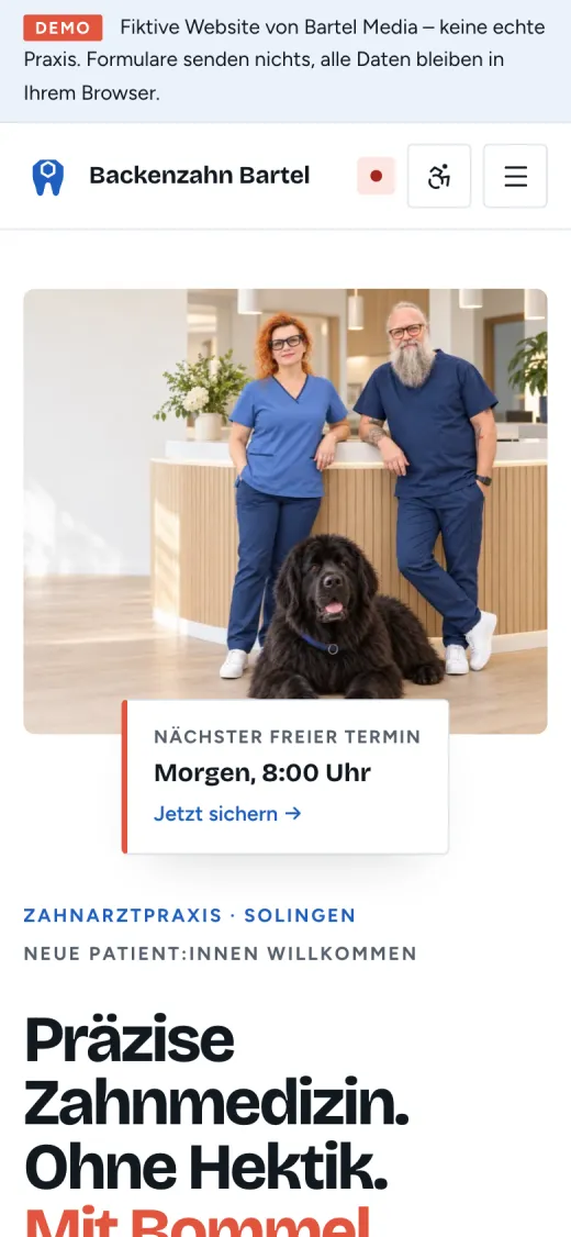 Dieselbe Demo auf dem Smartphone: Startseite mit Terminbutton und Praxisfoto